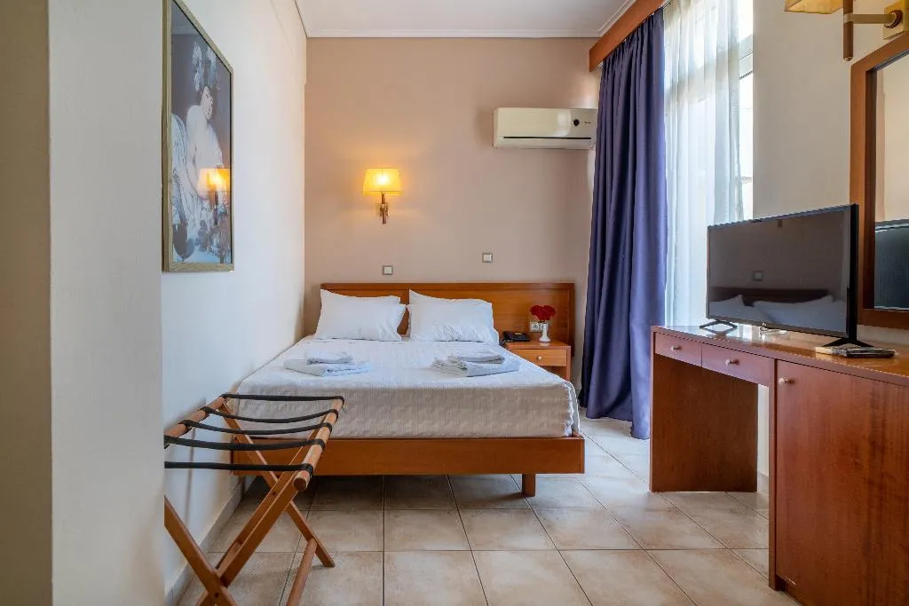 SINGLE CITY VIEW Room, Neda, Kalamata