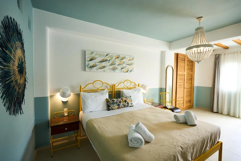 Double or Twin SUPERIOR POOL VIEW Room, Bellissimo Resort, Mykonos
