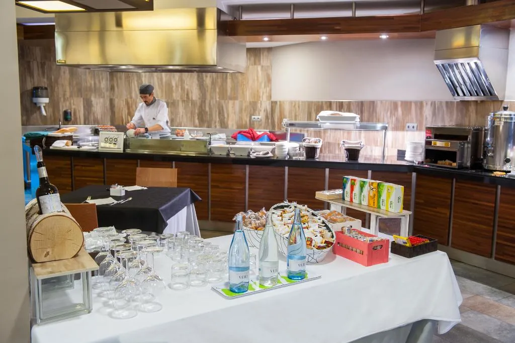Restaurant, SOMMOS Hotel Aneto, Barcelona