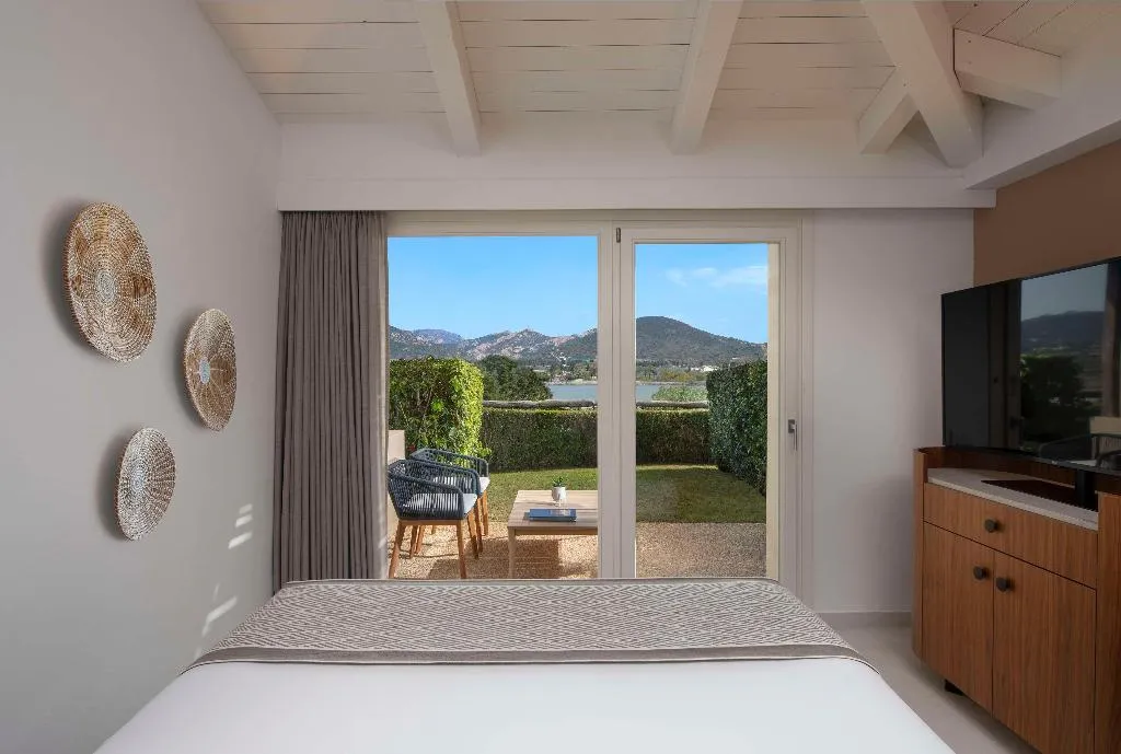 DOUBLE DELUXE BAY VIEW Room, Baia di Chia Resort Sardinia, Curio Collection, Cagliari