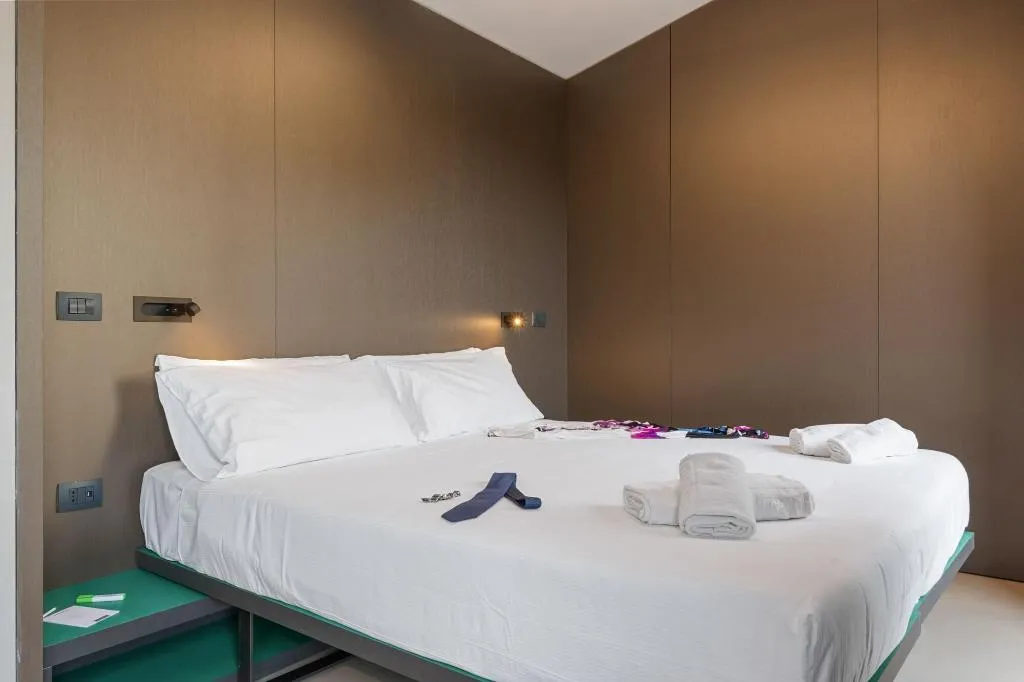 Double or Twin STANDARD Room, Camplus Firenze, Florence