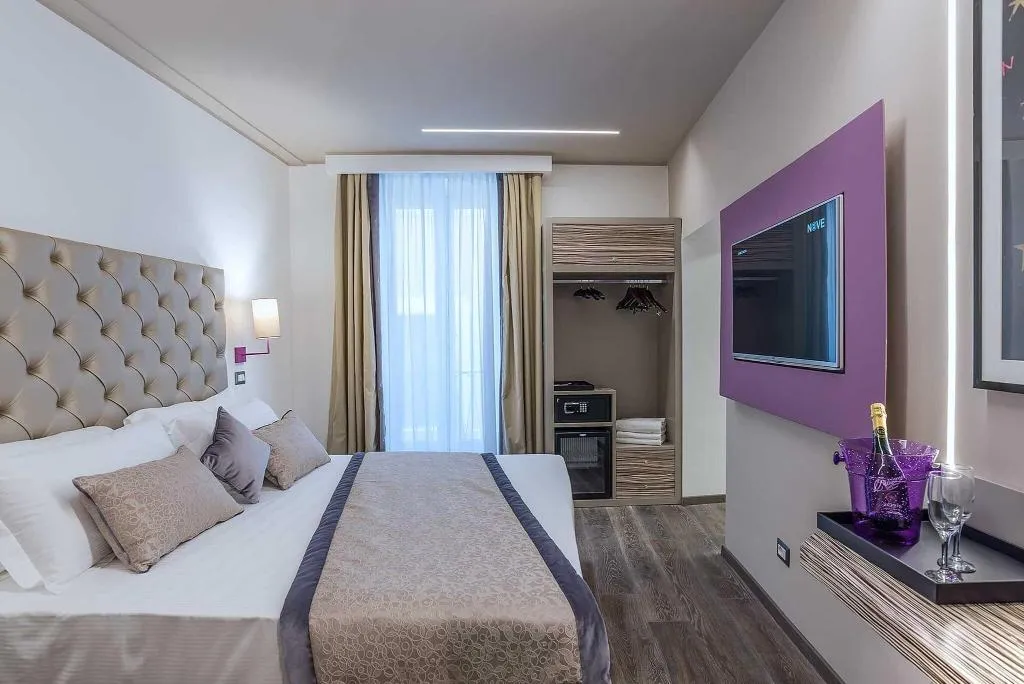 FAMILY ROOM TWO DOUBLE BEDS Room, Colonna Suite Del Corso, Rome