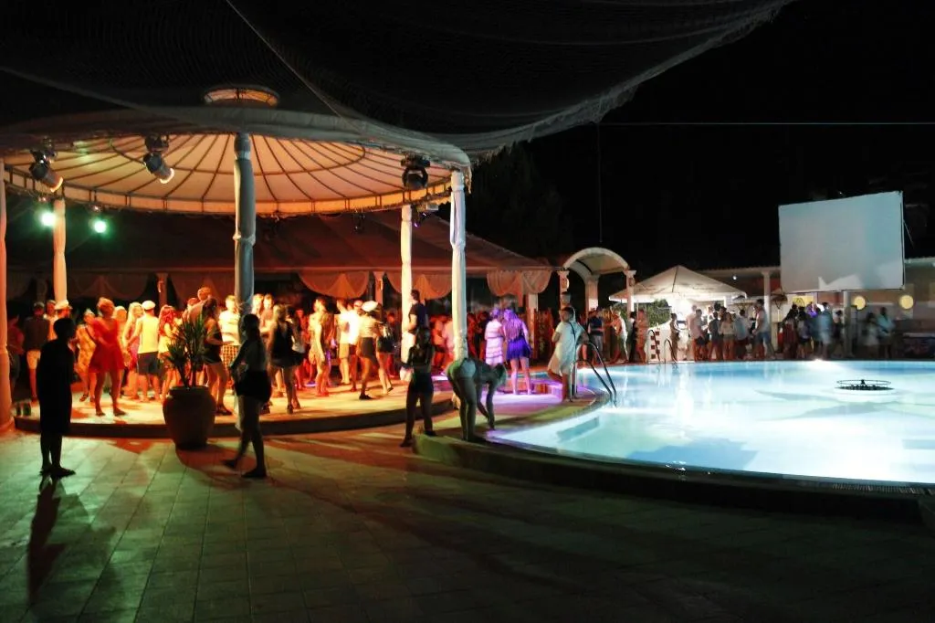 Sports and Entertainment, MArina Frapa hotel Kopno, Split