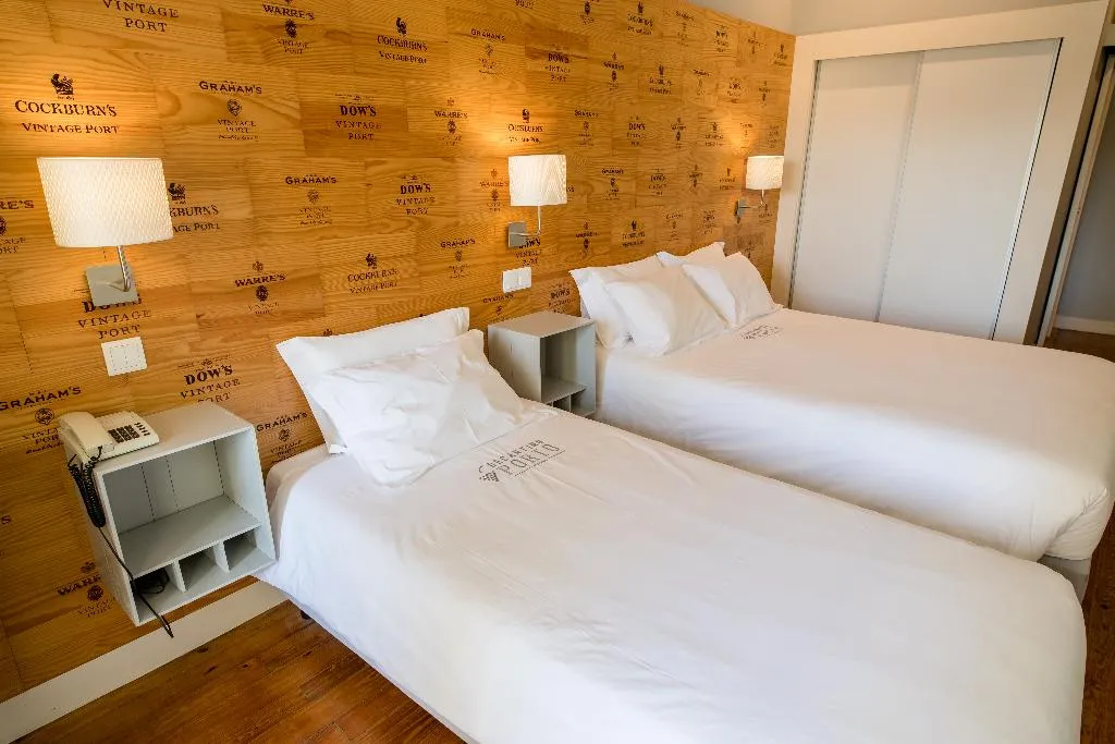 TRIPLE STANDARD Room, Decanting Porto House, Porto