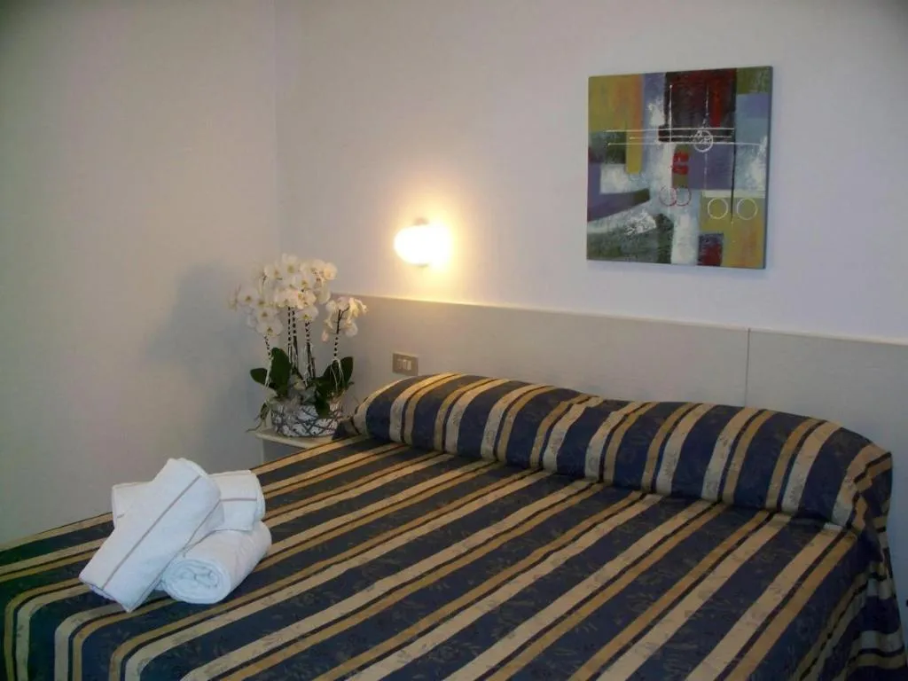 DOUBLE STANDARD Room, Portofino, Venice