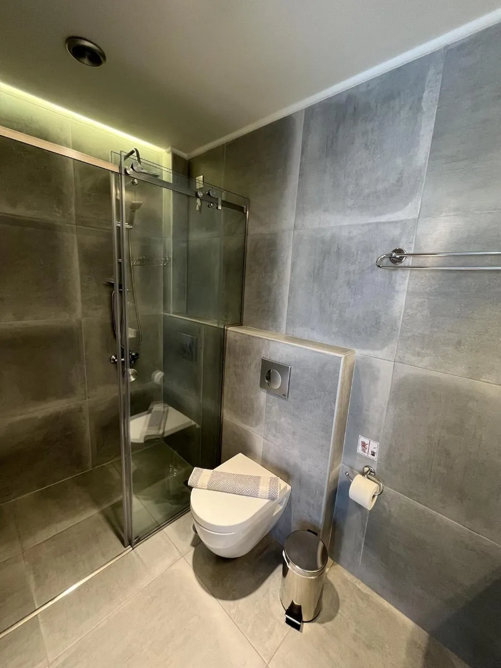 Room, Niriides Hotel, Crete