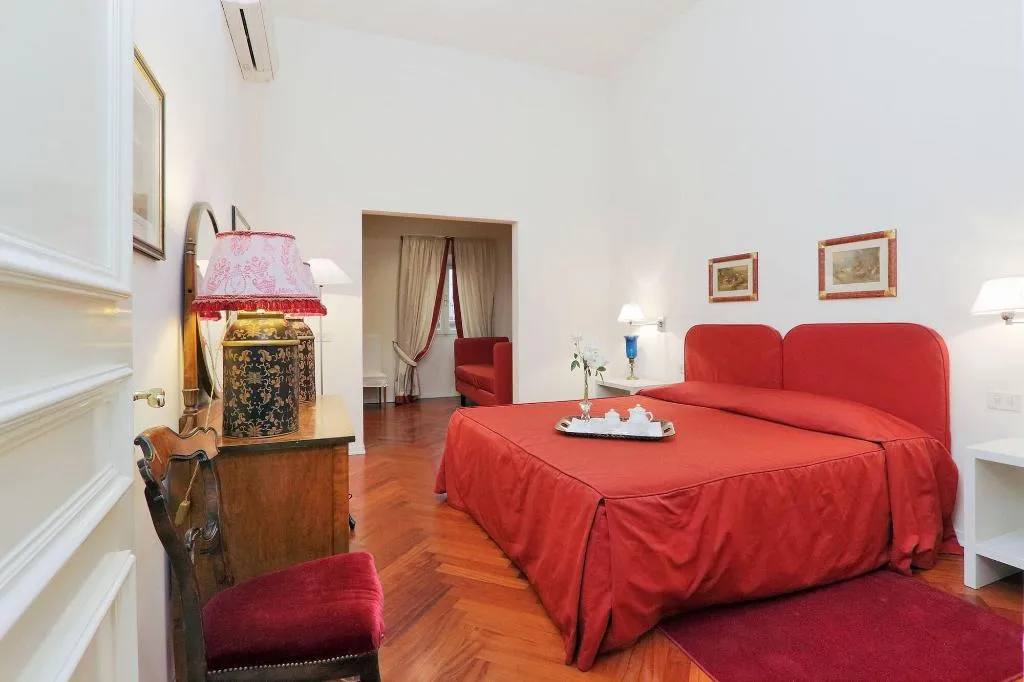 Room, Cerretani 4 Duomo Guesthouse - My Extra Home, Florence