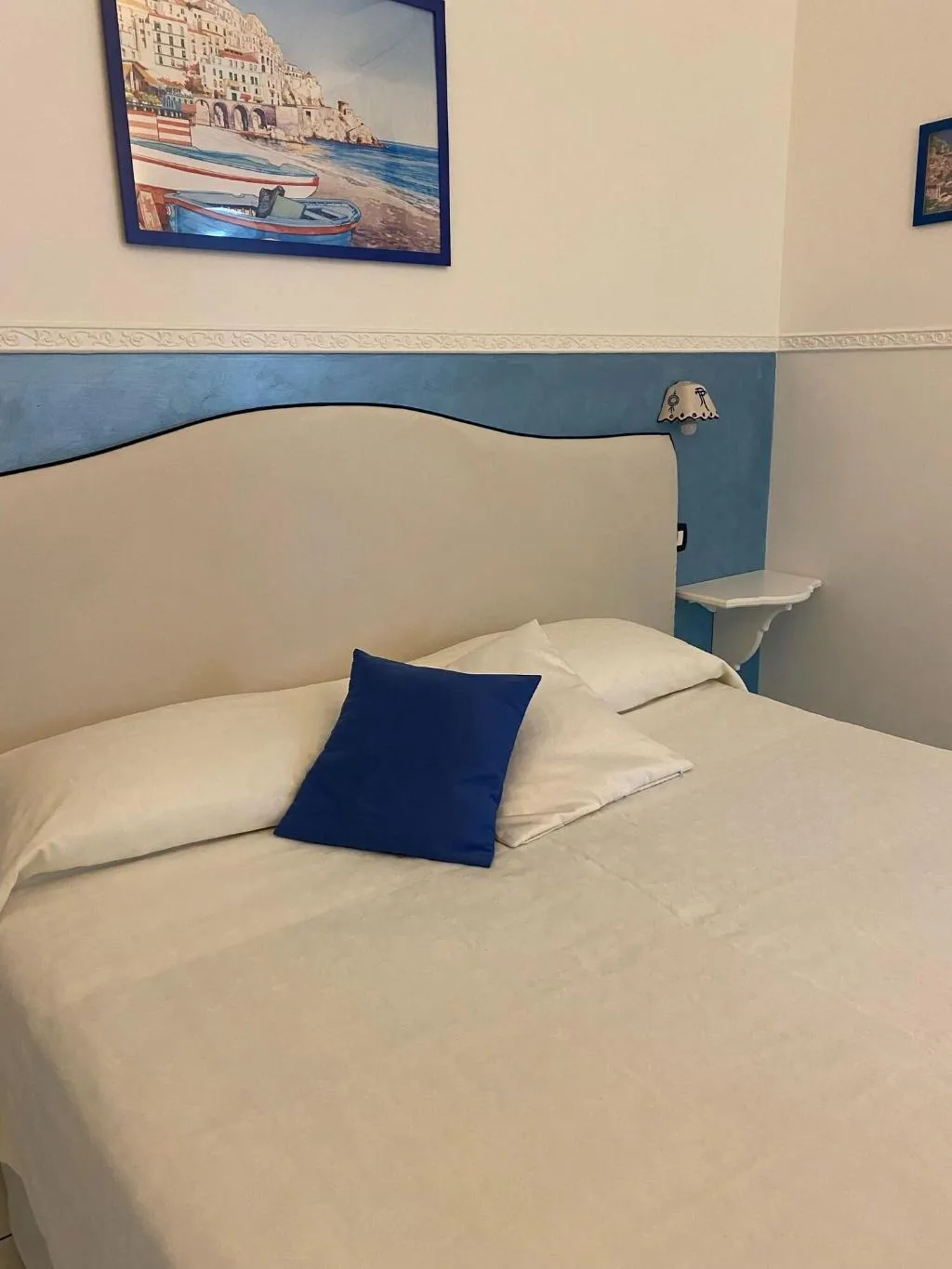 Room, Palazzo Talamo, Naples