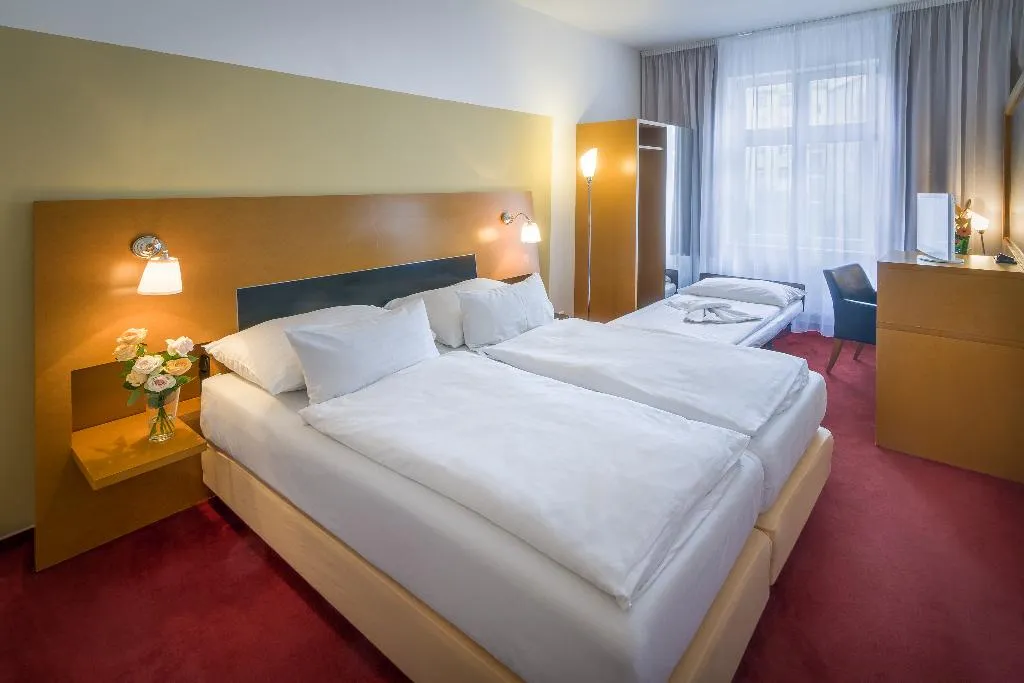 Double or Twin CAPACITY 3 Room, Theatrino Hotel, Prague