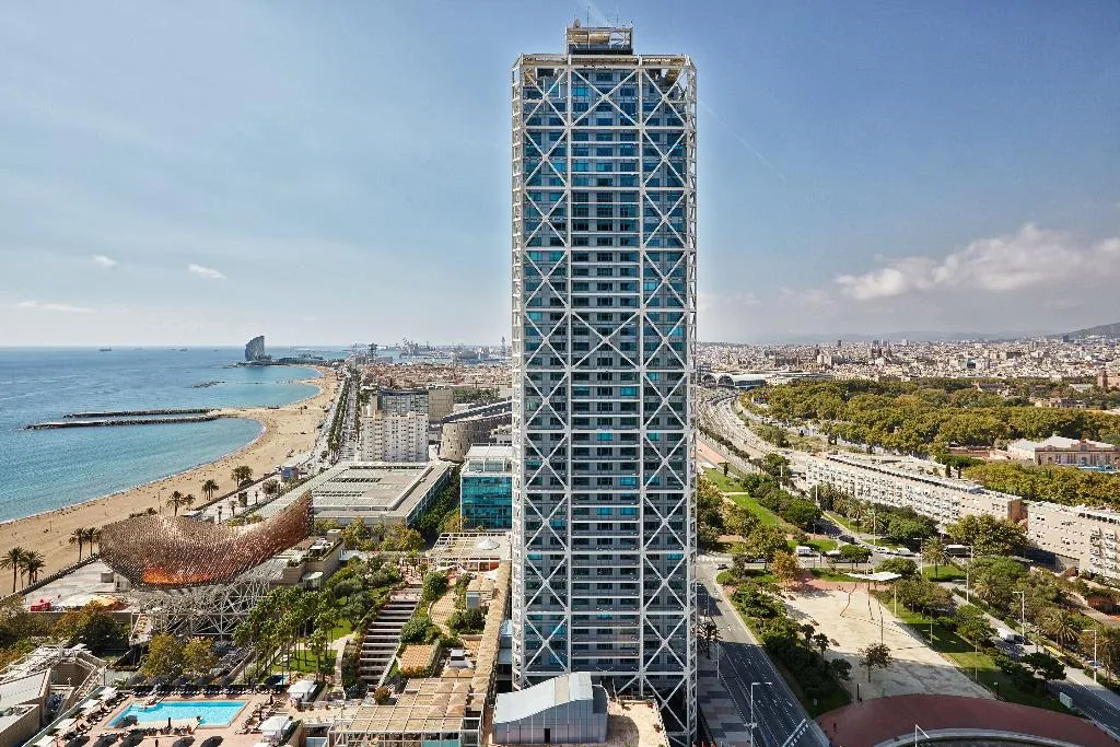 Beach, Hotel Arts, Barcelona