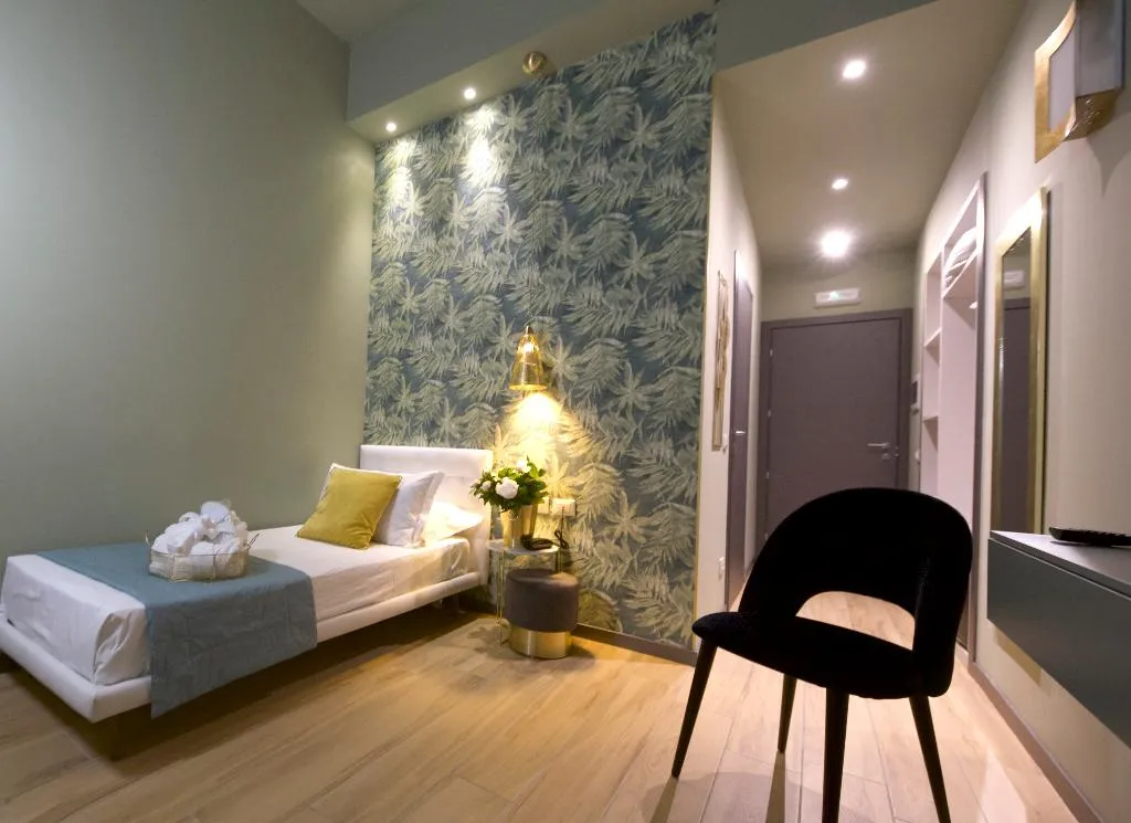 SINGLE CLASSIC Room, Intomilan Aparthotel Galleria Duomo, Milan