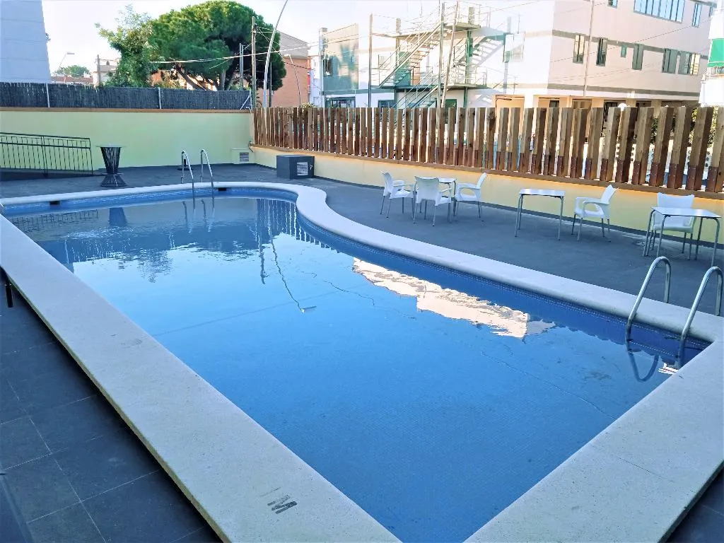 Pool, Hotel 153, Barcelona