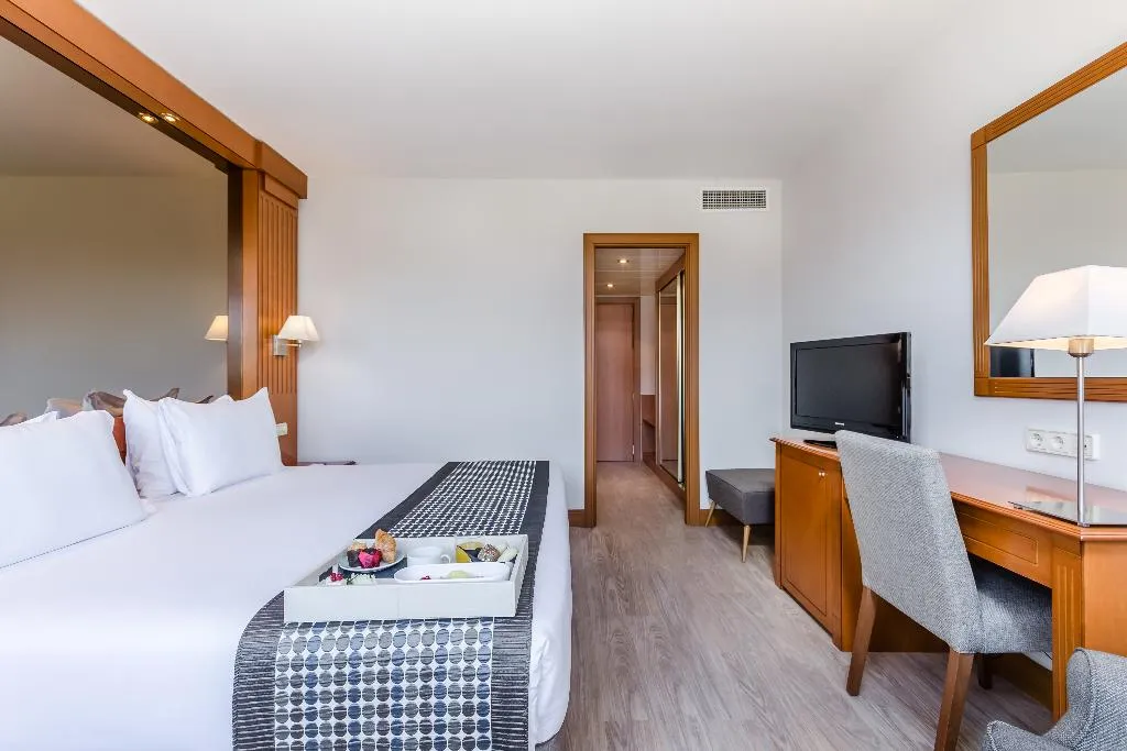 DOUBLE SINGLE USE STANDARD Room, Exe Campus, Barcelona