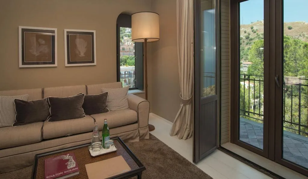 SUITE SEA VIEW KING BED Room, Villa Ducale, Taormina
