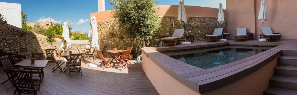 Sports and Entertainment, Can Serrete, Majorca
