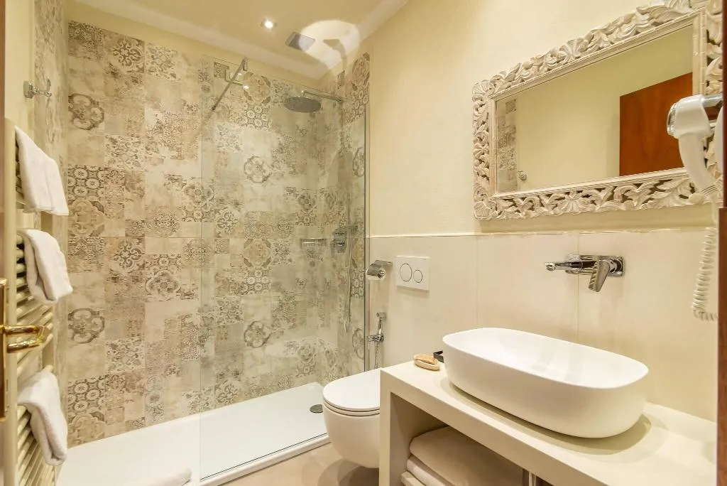 TWIN CLASSIC Room, Porta Faenza, Florence