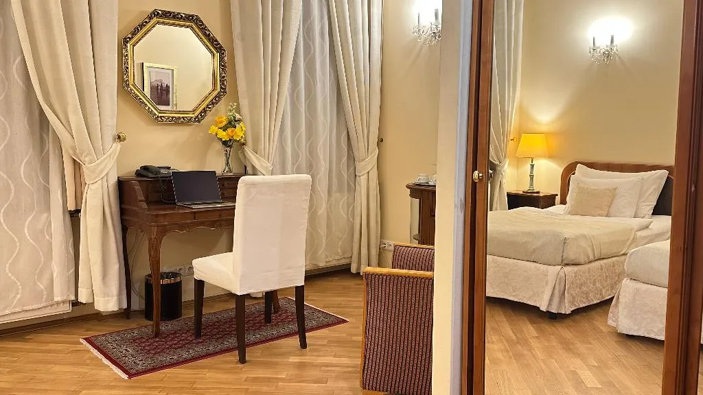 Double or Twin SUPERIOR Room, Fleur De Lis Hotel, Prague