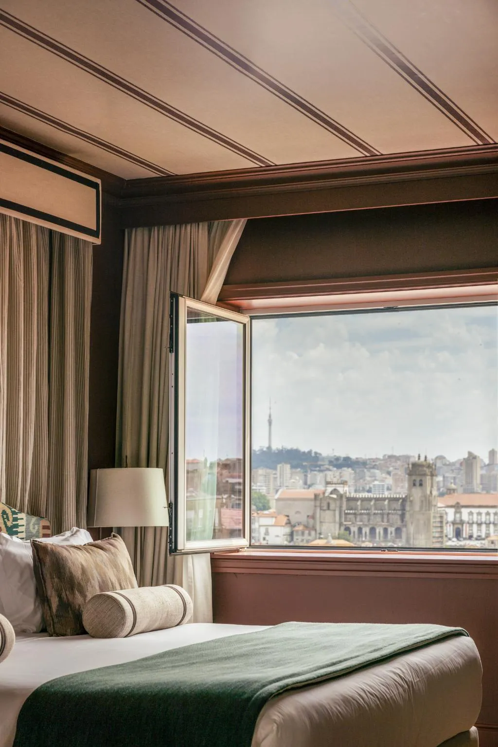 JUNIOR SUITE CAPACITY 2 Room, Hospes Infante Sagres, Porto