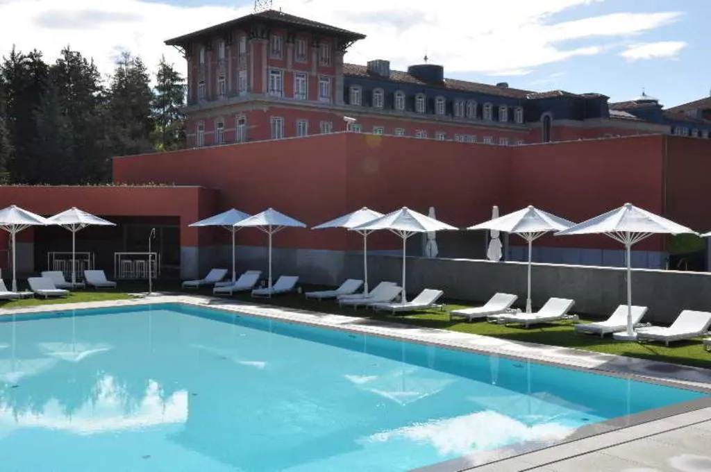 Pool, Vidago Palace, Porto