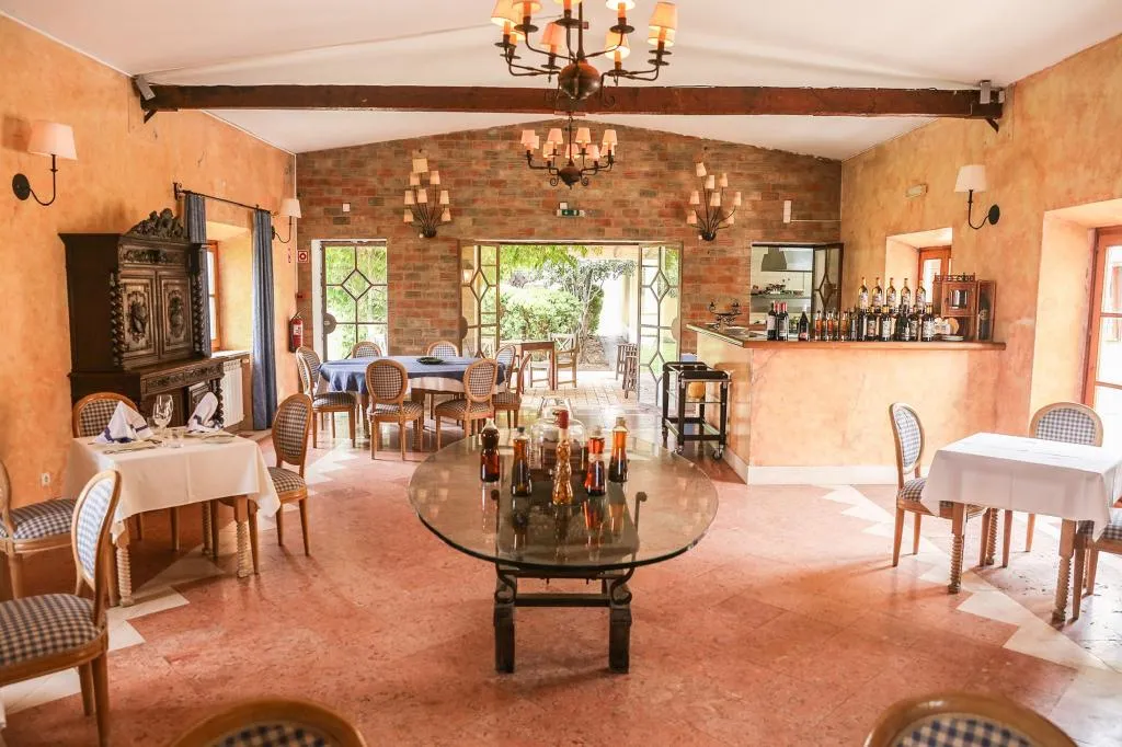 Restaurant, Porto Dona Maria, Algarve