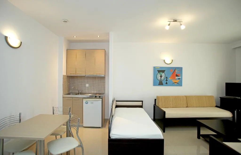 APARTMENT LAND VIEW Room, Naias Beach, Halkidiki