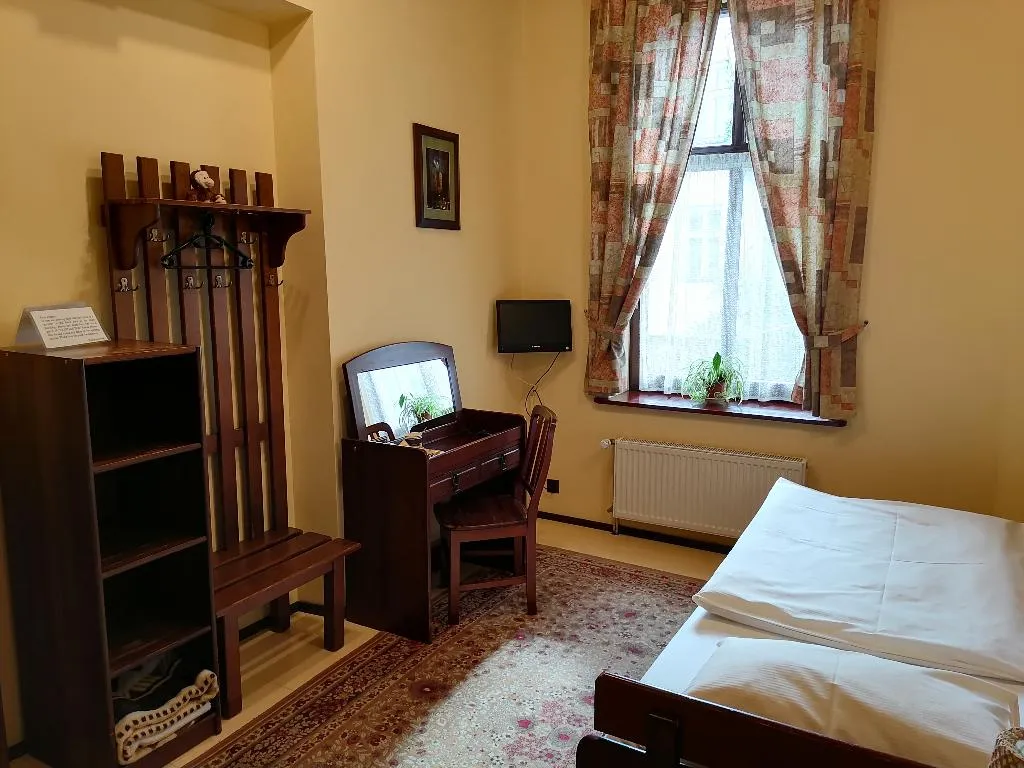 SINGLE STANDARD Room, Globtroter Guest House, Krakow