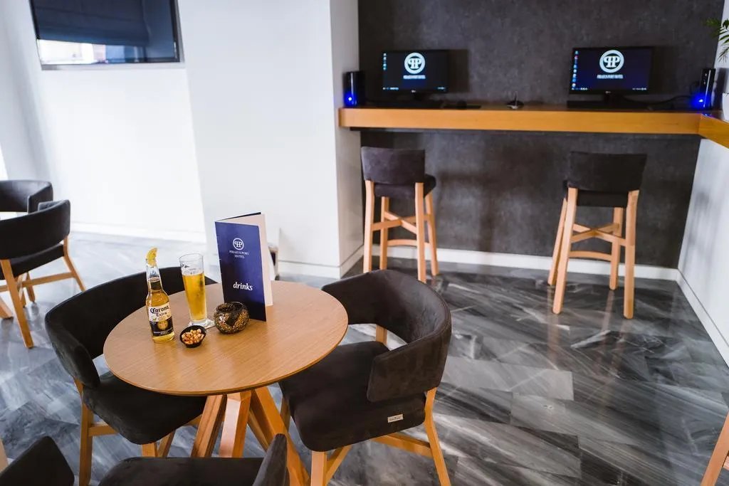 Bar, Piraeus Port Hotel, Athens