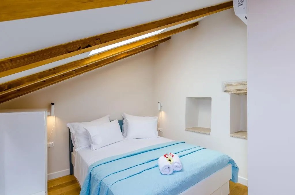 APARTMENT ONE BEDROOM Room, Leonarda Baroque House - Old Town, Dubrovnik