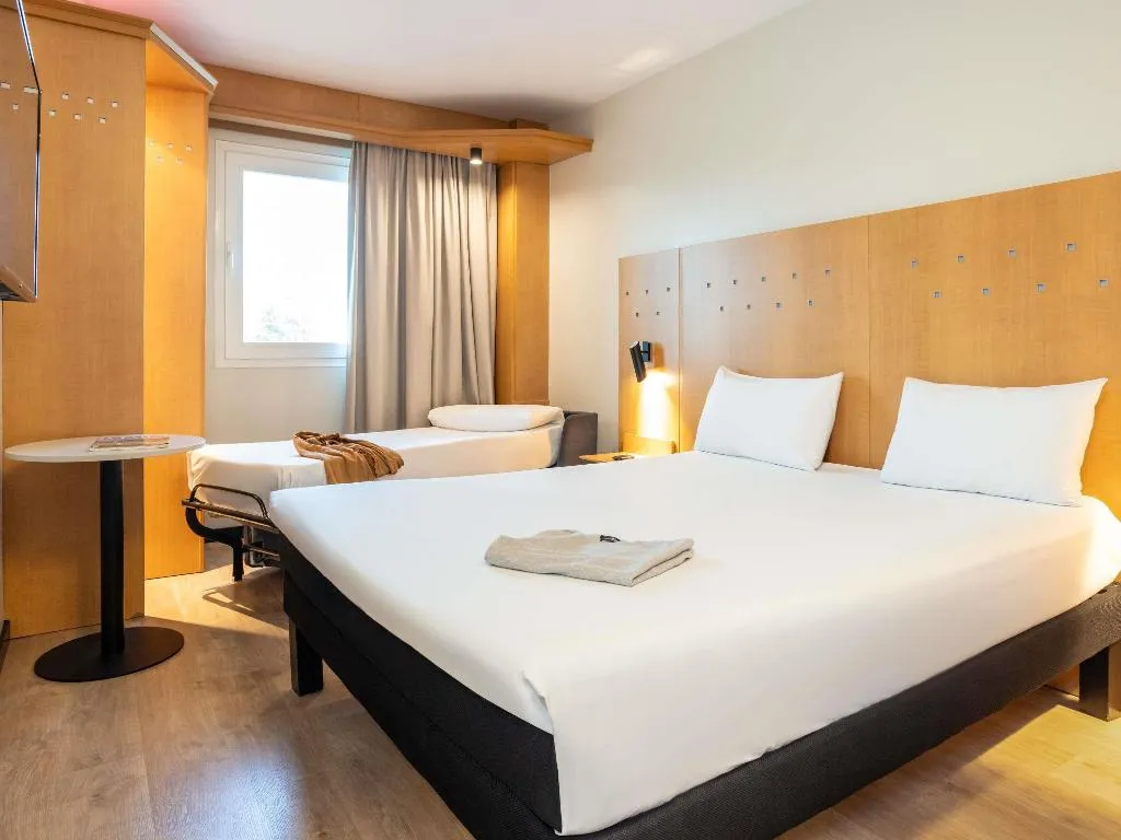 DOUBLE STANDARD Room, Ibis Madrid Alcala H Garena, Madrid