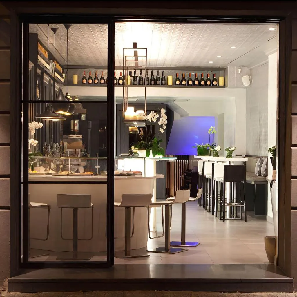 Bar, Cubo Apartments, Naples