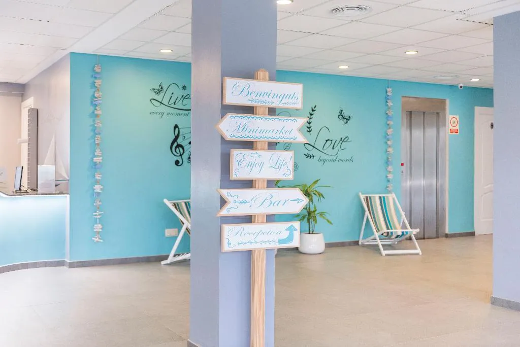 Lobby, Nura Boreal, Majorca
