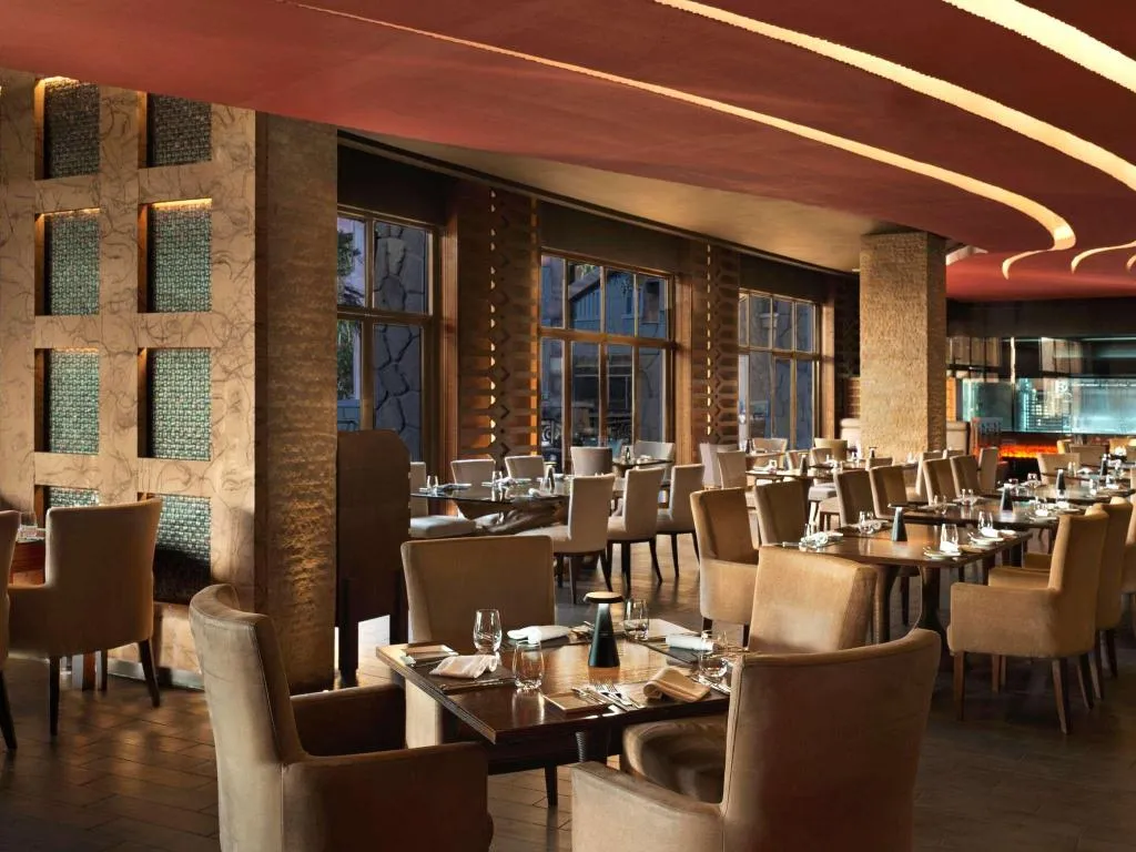 Restaurant, Sofitel Dubai The Palm, Dubai