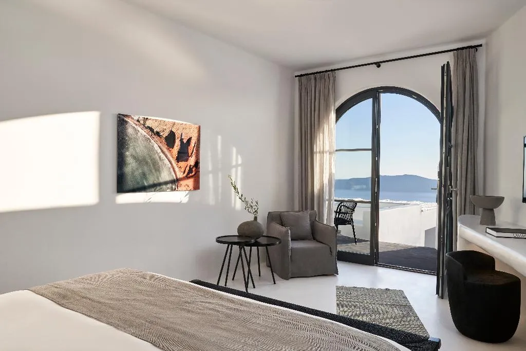 SUITE WITH PRIVATE POOL Room, Pantheon Villas, Santorini