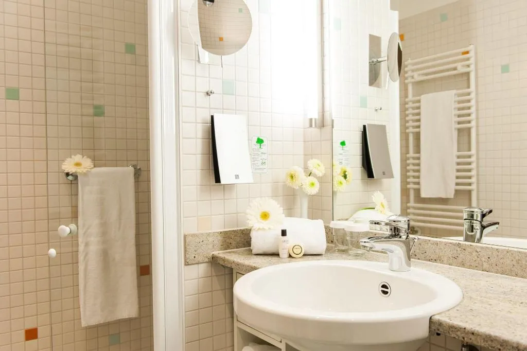 Room, Centrovital, Berlin