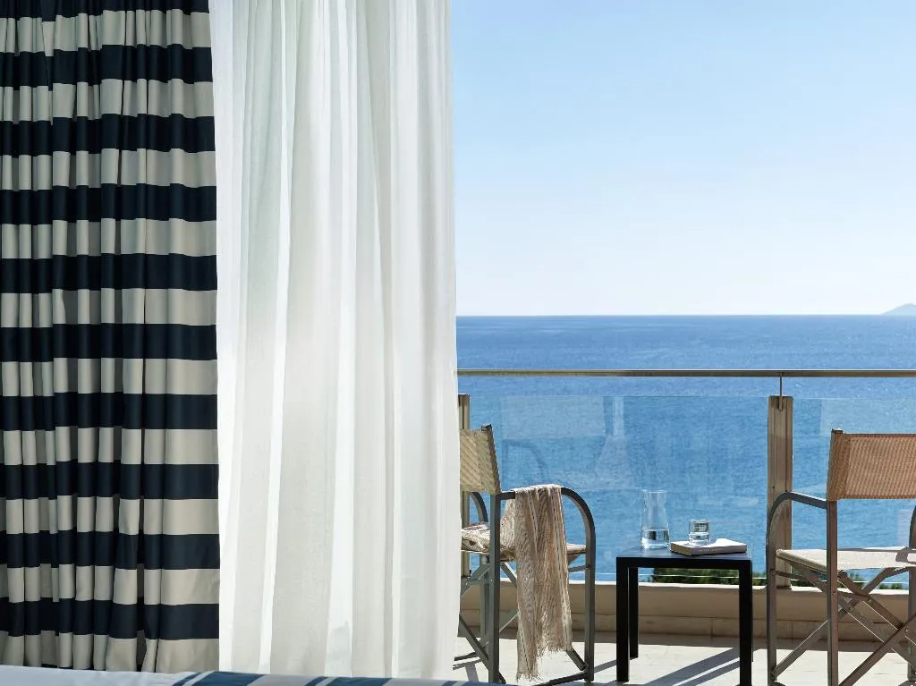 TRIPLE SEA FRONT Room, Kalamaki Beach, Athens