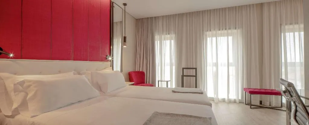 Room, NH Porto Jardim, Porto