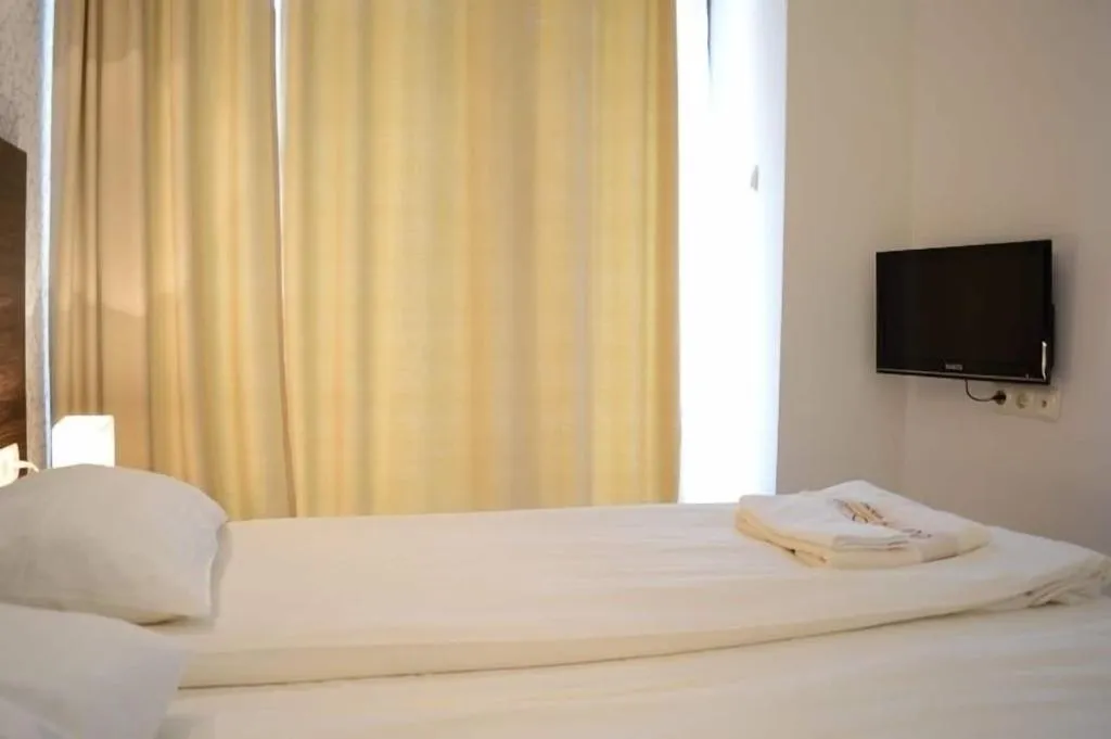 Room, Harmony Suites 2&3, Bourgas