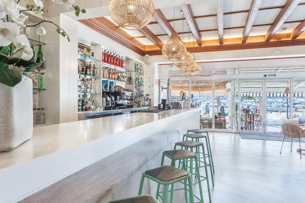 Bar, FERGUS Style Soller Beach, Majorca