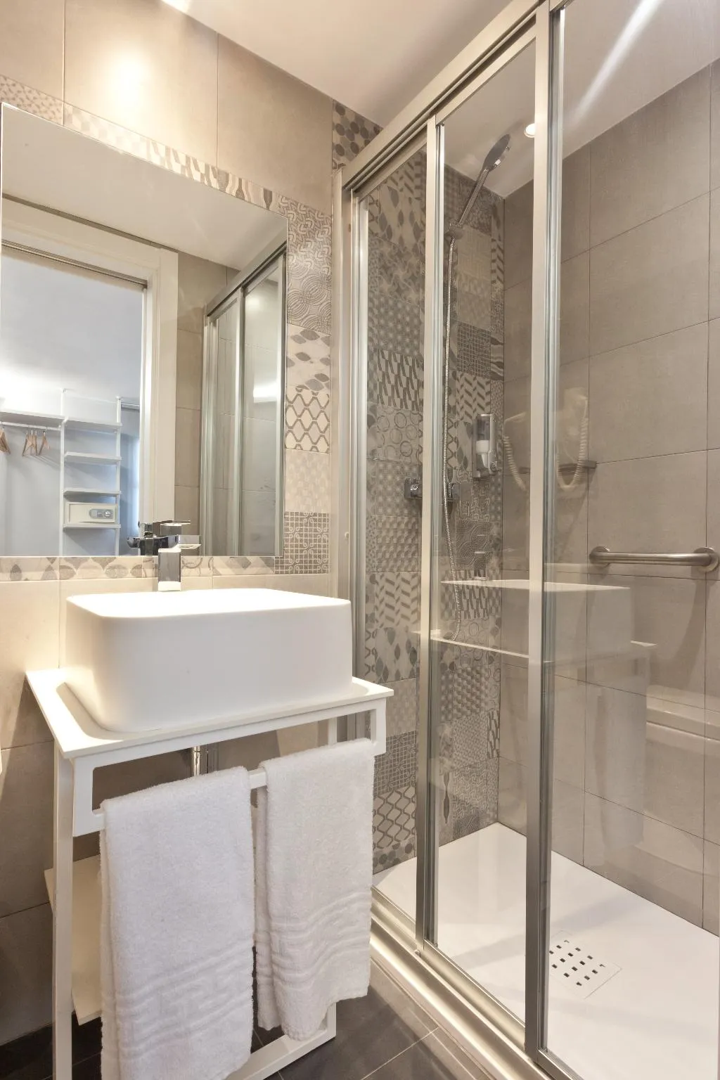 Double or Twin PREMIUM SEA VIEW Room, Ryans La Marina, Ibiza