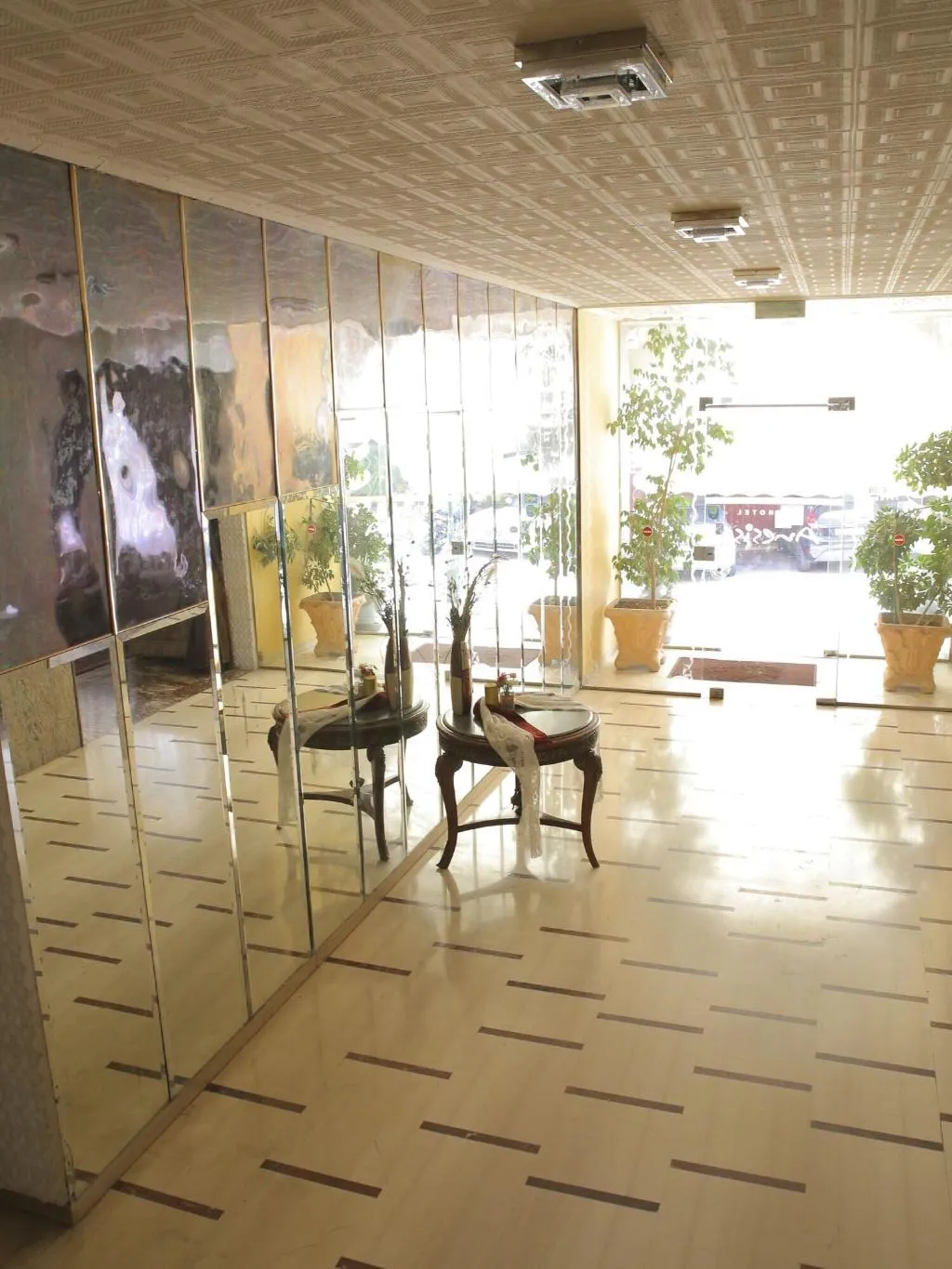 Lobby, Hotel Anesi, Athens