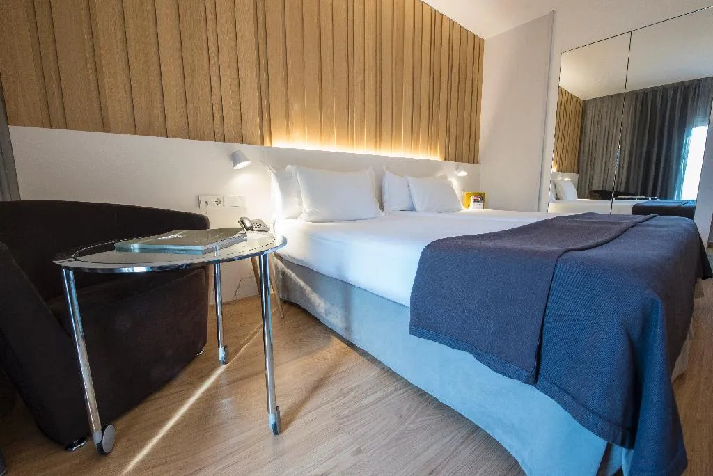 DOUBLE SINGLE USE STANDARD Room, Silken Ramblas, Barcelona