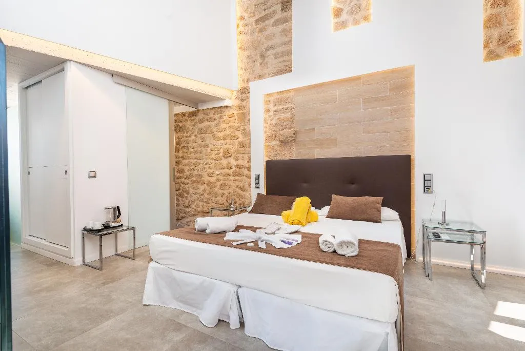 SUITE WITH PRIVATE POOL Room, Can Simo Turismo de Interior, Majorca
