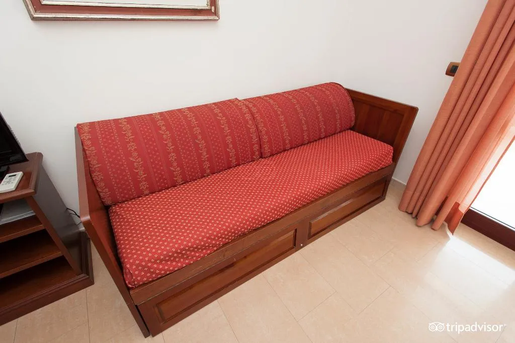 STUDIO STANDARD Room, Hotel Califfo, Cagliari
