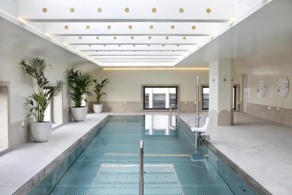 Pool, Barceló Torre de Madrid, Madrid