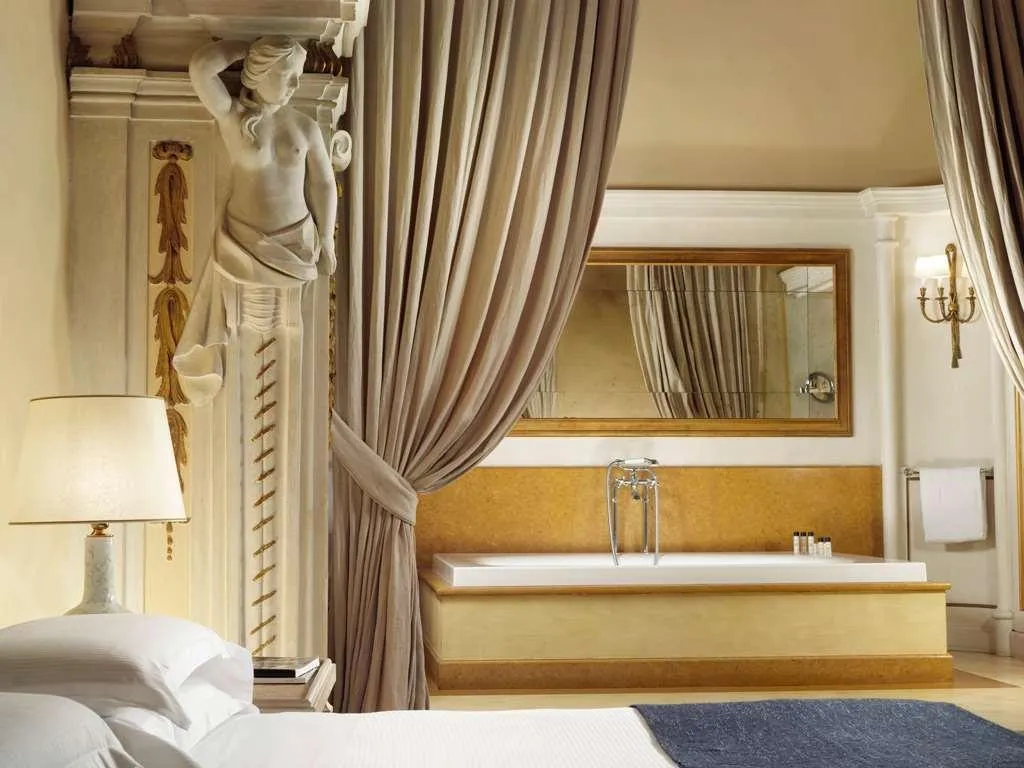 Room, Palazzo Di Camugliano, Florence