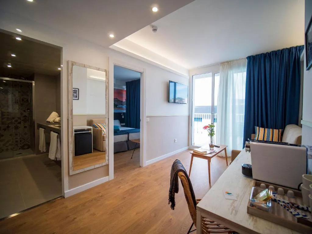 SUITE SUPERIOR Room, Don Juan Tossa, Costa Brava