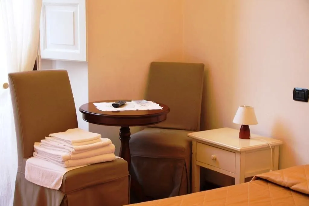 Room, Magnifico Messere - B&B, Florence