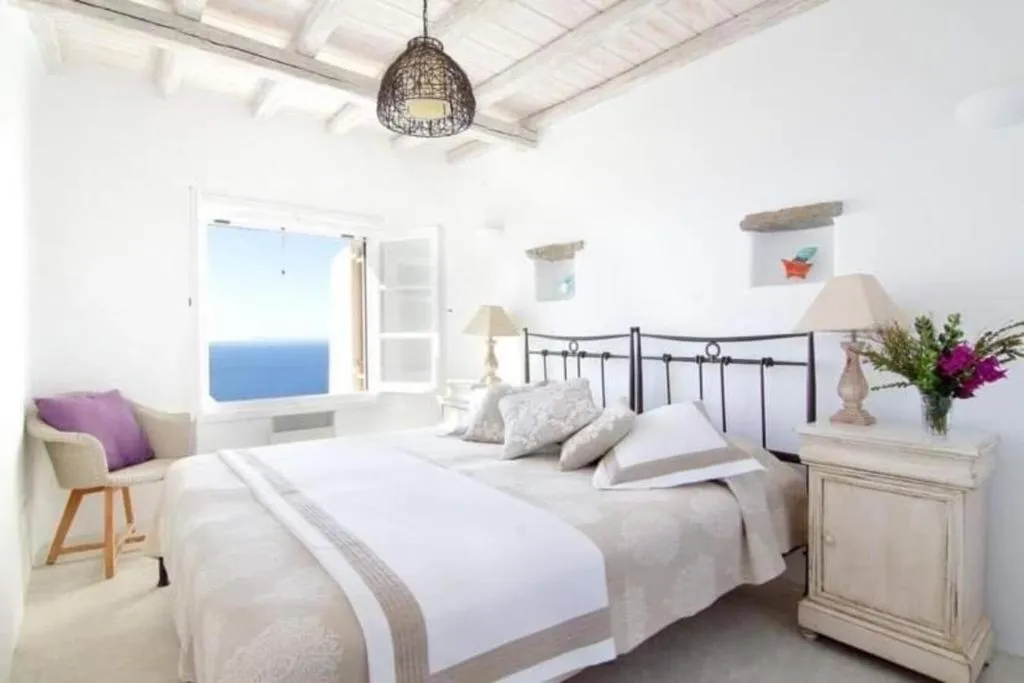 VILLA THREE BEDROOMS THREE BATHROOMS Room, White Rock Suites & Villas, Mykonos