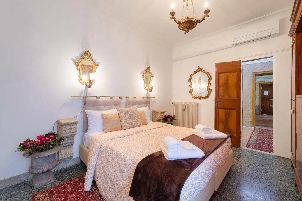 Room, Locanda Novo, Venice