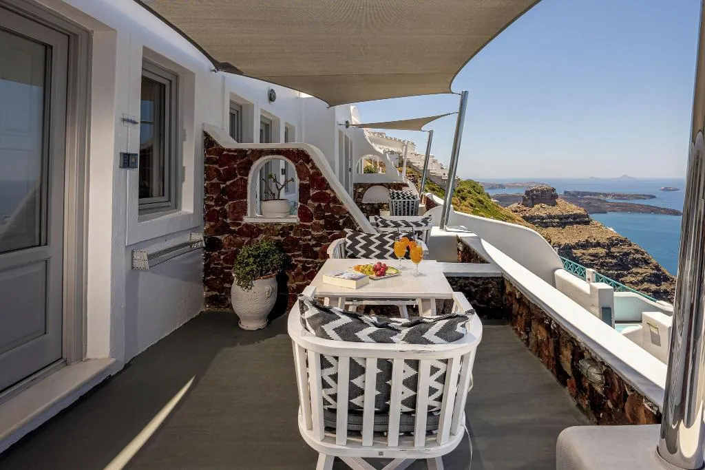 Terrace, Ilioperato Traditional Apartments, Santorini